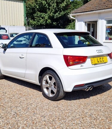 Audi A1 TFSI SPORT.. ONLY 1 OWNER.. £35 R/TAX.. 5 SERVICES 3