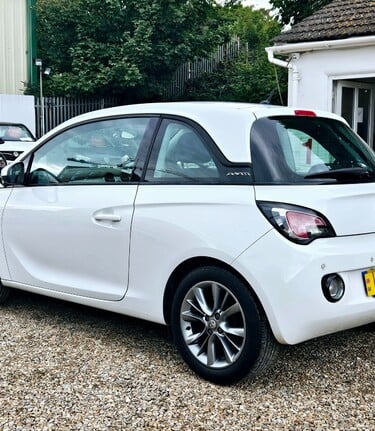 Vauxhall Adam JAM.. 6 SERVICES.. ONE OWNER.. AIR CON..STUNNING EXAMPLE 3