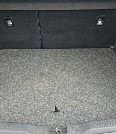 Toyota Auris 1.6 ICON VALVEMATIC.. 9 MAIN DEALER SERVICES.. AIR CON..STUNNING EXAMPLE 3