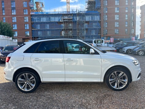 Audi Q3 TFSI S LINE.. 1 OWNER..5 MAIN DEALER SERVICES! SUNROOF 1/2 LEATHER