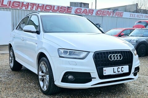 Audi Q3 TFSI S LINE.. 1 OWNER..5 MAIN DEALER SERVICES! SUNROOF 1/2 LEATHER 10