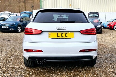 Audi Q3 TFSI S LINE.. 1 OWNER..5 MAIN DEALER SERVICES! SUNROOF 1/2 LEATHER 6