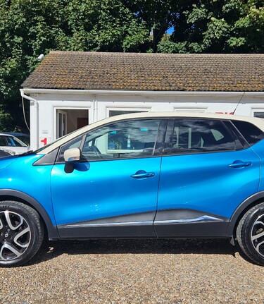 Renault Captur 1.5 DYNAMIQUE S MEDIANAV DCI AUTOMATIC! £20 TAX!  3