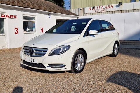 Mercedes-Benz B Class B200 CDI BLUEEFFICIENCY SE AUTOMATIC.. £35.00 R/TAX.1 PREVIOUS OWNER 7