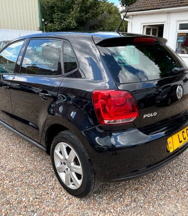 Volkswagen Polo 1.2 MATCH 60BHP..1 OWNER..9 SERVICES..AIR CON..IN BLACK..STUNNING EXAMPLE 3