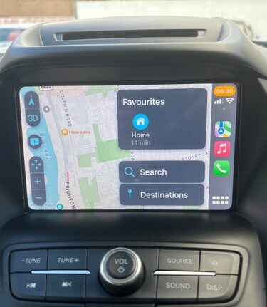 Ford Kuga TITANIUM EDITION..1 PREVIOUS OWNER.5 MAIN DEALER SERVICES..APPLE CAR PLAY  3