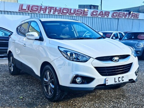 Hyundai ix35 1.6 GDI SE.. 6 SERVICES.. HEATED FRONT AND REAR SEATS.. 