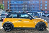 Mini Hatch COOPER.. MAIN DEALER SERVICES.. £20 ROAD TAX.. STUNNING COLOUR  1