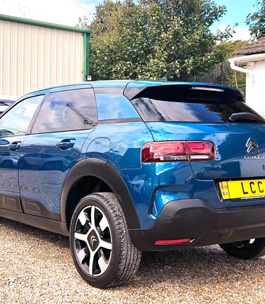 Citroen C4 Cactus BLUEHDI FLAIR S/S… 1 PREVIOUS OWNER.. 5 MAIN DEALER SERVICES 3