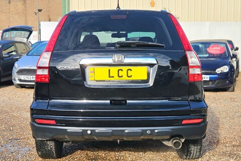 Honda CR-V I-VTEC ES-T. AUTOMATIC. 6 MAIN DEALER SERVICES.. 1 PREVIOUS OWNER..  7