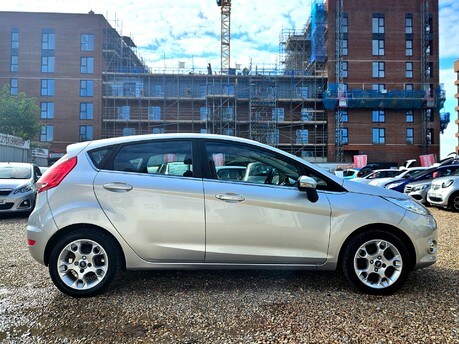 Ford Fiesta 1.12 ZETEC..CAMBELT & WATERPUMP REPLACED..8 SERVICES..LAST OWNER 10YRS