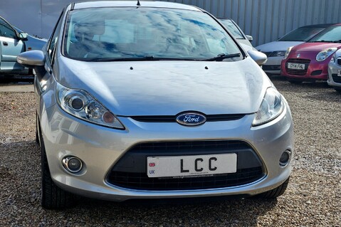 Ford Fiesta 1.12 ZETEC..CAMBELT & WATERPUMP REPLACED..8 SERVICES..LAST OWNER 10YRS 3