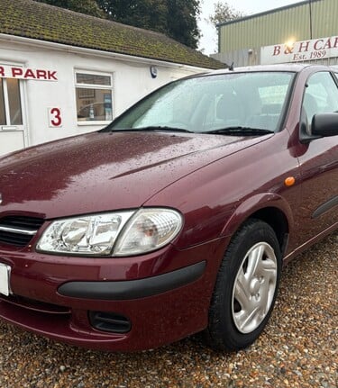 Nissan Almera S..AUTOMATIC..STUNNING EXAMPLE WITH VERY LOW MILEAGE 3