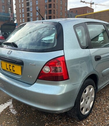 Honda Civic 1.6 SE... ELECTRIC SUNROOF.. 14 SERVICES.. LOW MILEAGE.. ELECTRIC MIRRORS.. 3