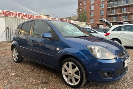 Ford Fiesta 1.4 ZETEC CLIMATE 16V AIR CON..CAMBELT REPLACED AT 58K