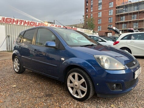 Ford Fiesta 1.4 ZETEC CLIMATE 16V AIR CON..CAMBELT REPLACED AT 58K