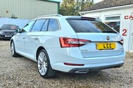 Skoda Superb SE TSI AUTOMATIC. 1 PREVIOUS KEEPER.. APPLE PLAY.. MAIN DEALER SERVICE 5