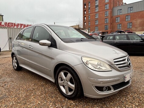 Mercedes-Benz B Class B180 CDI SE.. 61 MPG.. NEW MOT.. 