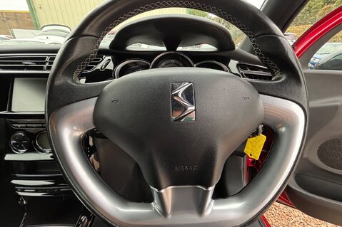 DS DS 3 PURETECH ELEGANCE S/S..ONLY 1 OWNER.. 5 SERVICES.. £20 TAX ! APPLE CAR PLAY 20