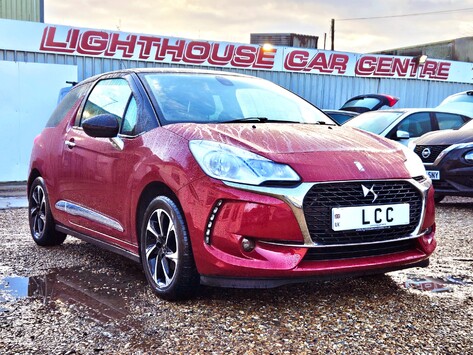 DS DS 3 PURETECH ELEGANCE S/S.. ONLY ONE OWNER FROM NEW.. 5 SERVICES.. NO ROAD TAX 