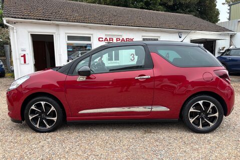 DS DS 3 PURETECH ELEGANCE S/S..ONLY 1 OWNER.. 5 SERVICES.. £20 TAX ! APPLE CAR PLAY 10