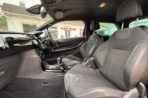 DS DS 3 PURETECH ELEGANCE S/S..ONLY 1 OWNER.. 5 SERVICES.. £20 TAX ! APPLE CAR PLAY 7