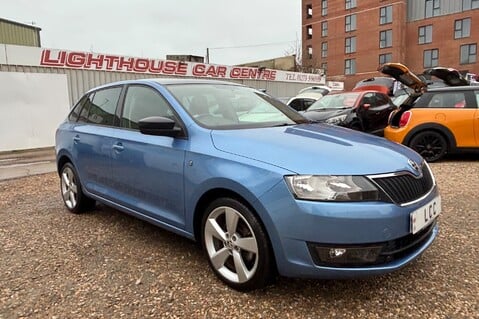 Skoda Rapid SPACEBACK SE SPORT GREENTECH TSI AUTOMATIC.. 9 MAIN DEALER SERVICES 1