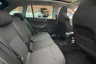 Skoda Rapid SPACEBACK SE SPORT GREENTECH TSI AUTOMATIC.. 9 MAIN DEALER SERVICES 27