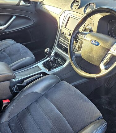 Ford Mondeo TITANIUM X BUSINESS EDITION TDCI..9 SERVICES..£35 TAX..62 MPG..SAT NAV.. 3