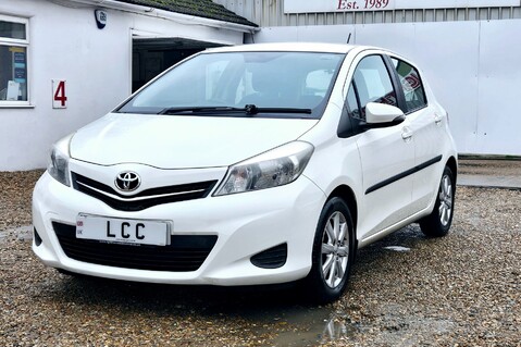 Toyota Yaris 1.3 VVT-I TR AUTOMATIC! £35 ROAD TAX! 3