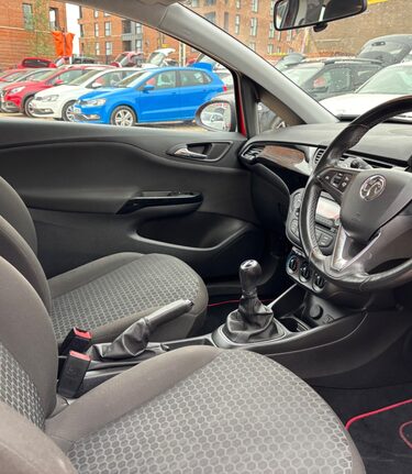Vauxhall Corsa 1.4 STING ECOFLEX 7 SERVICES! £35 ROAD TAX! AIR CON..CRUISE CONTROL.LOW INS 3