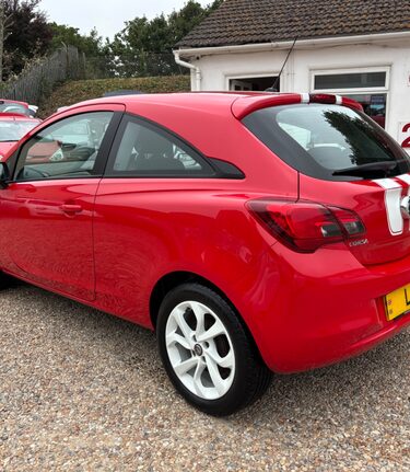 Vauxhall Corsa 1.4 STING ECOFLEX 7 SERVICES! £35 ROAD TAX! AIR CON..CRUISE CONTROL.LOW INS 3