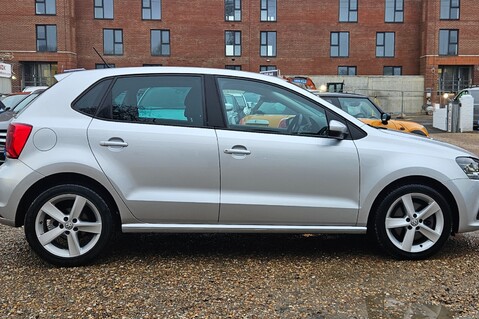 Volkswagen Polo SEL TSI DSG 6 SERVICES! HEATED SEATS! 4