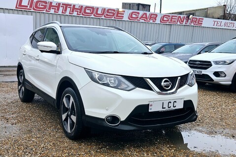 Nissan Qashqai N-CONNECTA DIG-T 5 SERVICES!  50 MPG! 1