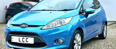 Ford Fiesta ZETEC 16V.. AUTOMATIC.. 13 SERVICES.. 1 PREVIOUS OWNER..  1