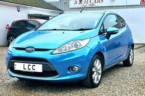 Ford Fiesta ZETEC 16V.. AUTOMATIC.. 13 SERVICES.. 1 PREVIOUS OWNER..  6