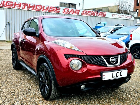 Nissan Juke KURO.. 12 MAIN DEALER SERVICES.. 1 PREVIOUS KEEPER.. REVERSING CAMERA