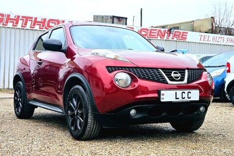 Nissan Juke KURO.. 12 MAIN DEALER SERVICES.. 1 PREVIOUS KEEPER.. REVERSING CAMERA 10