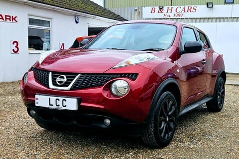 Nissan Juke KURO.. 12 MAIN DEALER SERVICES.. 1 PREVIOUS KEEPER.. REVERSING CAMERA 3