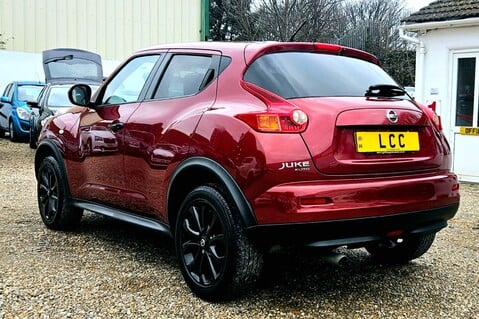 Nissan Juke KURO.. 12 MAIN DEALER SERVICES.. 1 PREVIOUS KEEPER.. REVERSING CAMERA 5