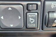 Nissan Juke KURO.. 12 MAIN DEALER SERVICES.. 1 PREVIOUS KEEPER.. REVERSING CAMERA 20