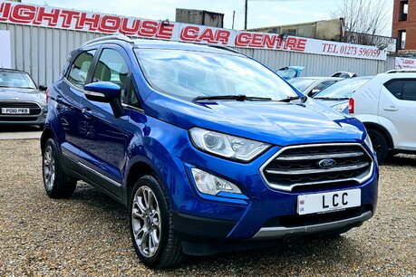 Ford Ecosport TITANIUM.. 5 SERVICES.. LEATHER SEATS.. REVERSING CAMERA
