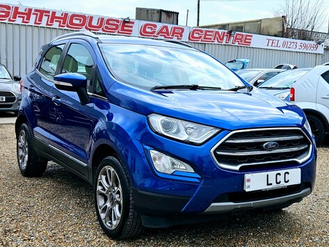 Ford Ecosport TITANIUM.. 5 SERVICES.. LEATHER SEATS.. REVERSING CAMERA