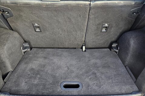 Ford Ecosport TITANIUM.. 5 SERVICES..LEATHER SEATS..REVERSING CAMERA..SAT NAV..BLUETOOTH 21