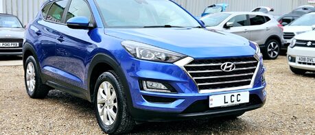 Hyundai TUCSON GDI SE NAV.. 5 MAIN DEALER SERVICES.. 1 PREVIOUS KEEPER.. REVERSING CAMERA 1