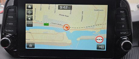Hyundai TUCSON GDI SE NAV.. 5 MAIN DEALER SERVICES.. 1 PREVIOUS KEEPER.. REVERSING CAMERA 1
