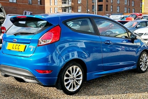 Ford Fiesta ZETEC S.. £ZERO ROAD TAX.. 8 SERVICES.. SAT NAV… STUNNING COLOUR 5