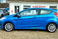 Ford Fiesta ZETEC S.. £ZERO ROAD TAX.. 8 SERVICES.. SAT NAV… STUNNING COLOUR 7