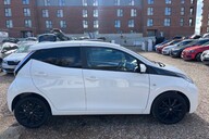 Toyota Aygo VVT-I X-STYLE.1 PREVIOUS OWNER.7 SERVICES/4MAIN DEALER.REVERSING CAMERA.A/C 6