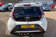 Toyota Aygo VVT-I X-STYLE.1 PREVIOUS OWNER.7 SERVICES/4MAIN DEALER.REVERSING CAMERA.A/C 8